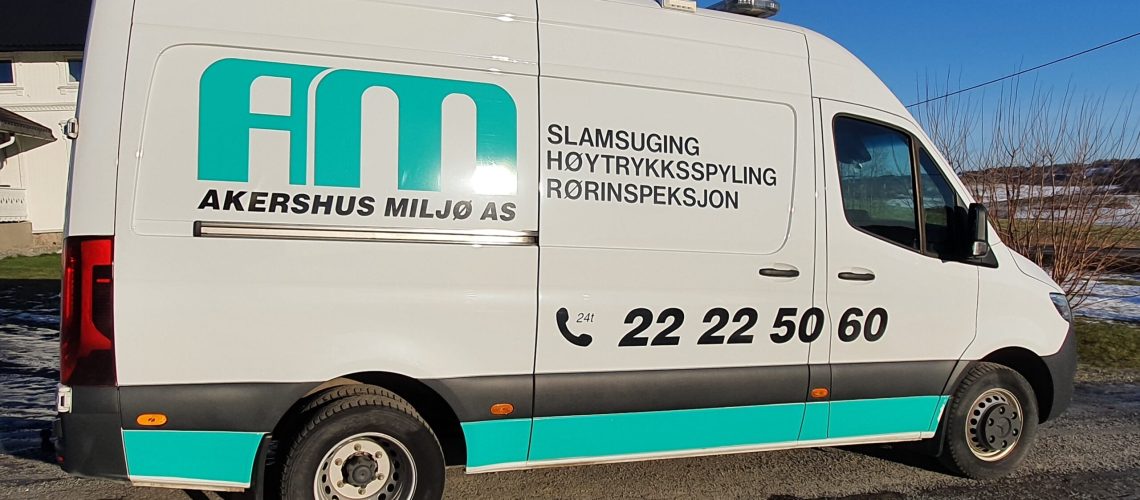 bildet viser akershus miljø sin rørinspeksjonsbil for å åpne tette rør